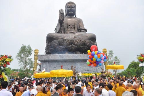 Khánh thành Đại Tượng Phật bằng đồng lớn nhất Đông Nam Á - ảnh 1